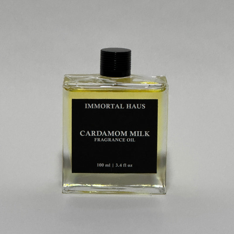 Cardamom Milk fragrance oil in glass bottle, black cardamom, tonka bean and vanilla scent, for cold air diffusers